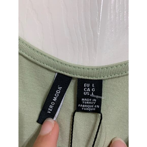 Vero Moda Broderie Frill shoulder bodysuit green size Large NEW - Picture 5 of 8